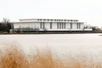 Shutdown plan jolts performers