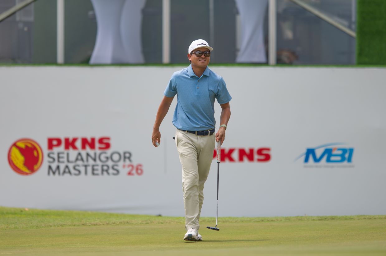 Poom Pattaropong of Thailand is among the four golfers at the top of the leaderboard.