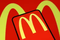 McDonald’s beats quarterly global sales estimates