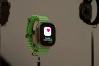 Apple Watch blood pressure alert can't replace screening, study shows