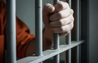 Licensed release brings joy to 102 inmates ahead of CNY