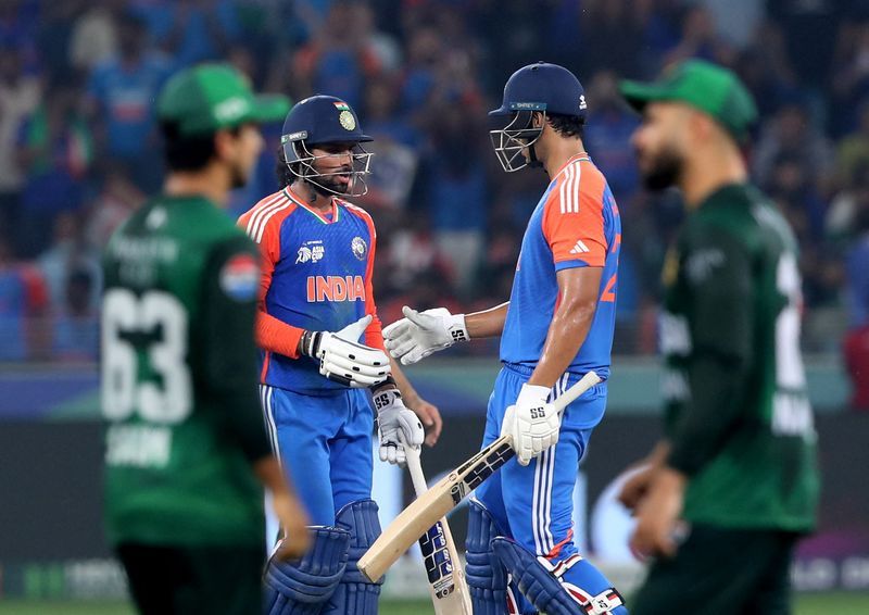 Cricket-Boycott averted, India and Pakistan set for World Cup blockbuster