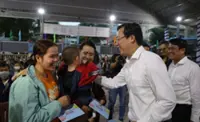 5,000 Vietnamese workers return to their hometowns for Tet with free bus tickets