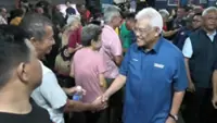 Hamzah receives boisterous welcome at 'Reset' gathering