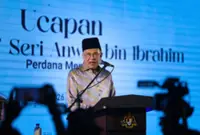 Anwar urges Muslims to use Ramadan to better themselves