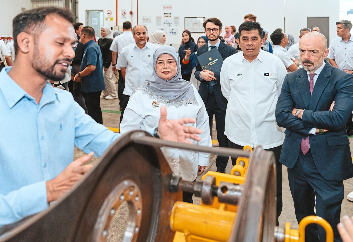 ‘Teaching factory’ for TVET