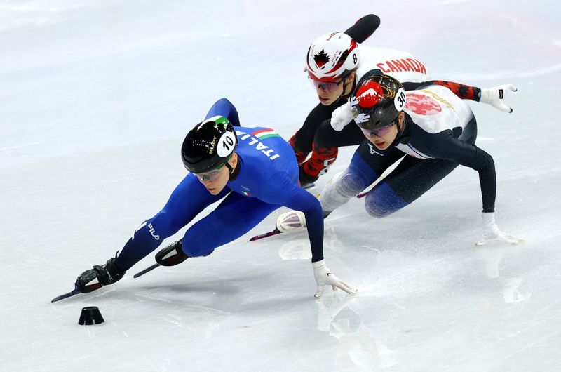 Olympics-Short track-Italy's Fontana edges closer to historic 14th medal