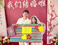 Char kuay teow fires up love