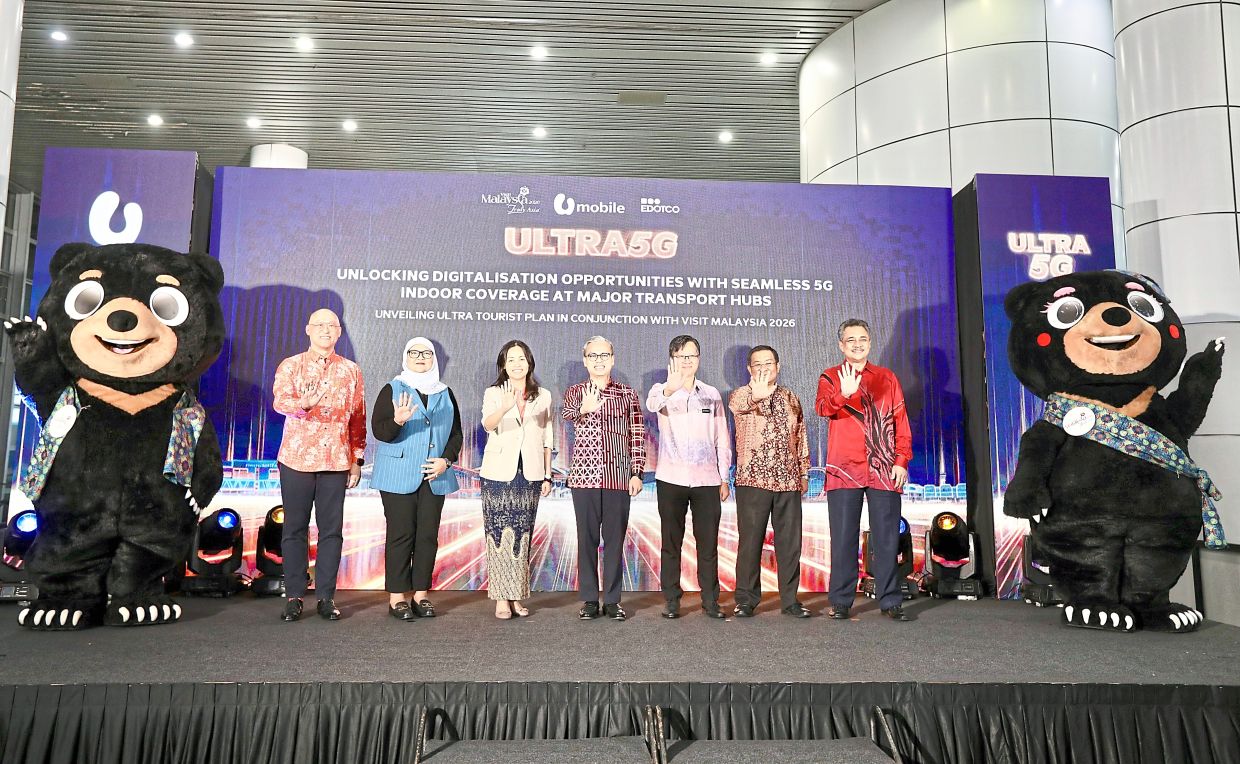 Telco aims to impress with super fast airport 5G