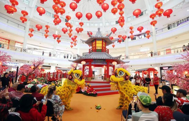 Experts: Take precautions during festive gatherings