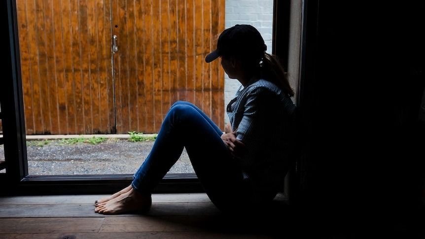 Half of Australian teens at risk of anxiety or depression by 20, study warns