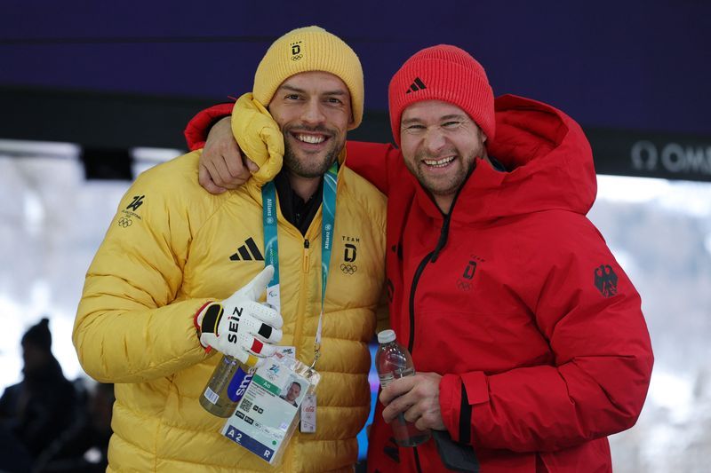 Olympics-Bobsleigh-Lochner on top at halfway stage in German Two-Man battle