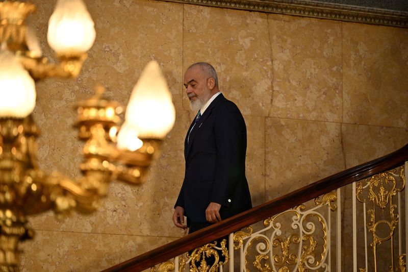 Albanian PM seeks to stop judiciary from dismissing ministers