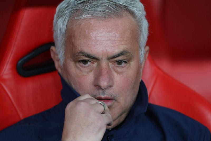Soccer-Wounded Real Madrid will be dangerous opponents, Mourinho warns Benfica