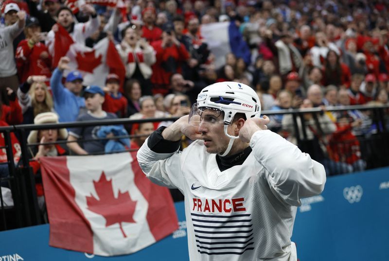Olympics-Ice hockey-'It's a joke' - French players slam Crinon suspension after playoff loss