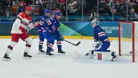 Olympics-Ice hockey-Lighten up! Organisers to put up different colour boards to aid visibility