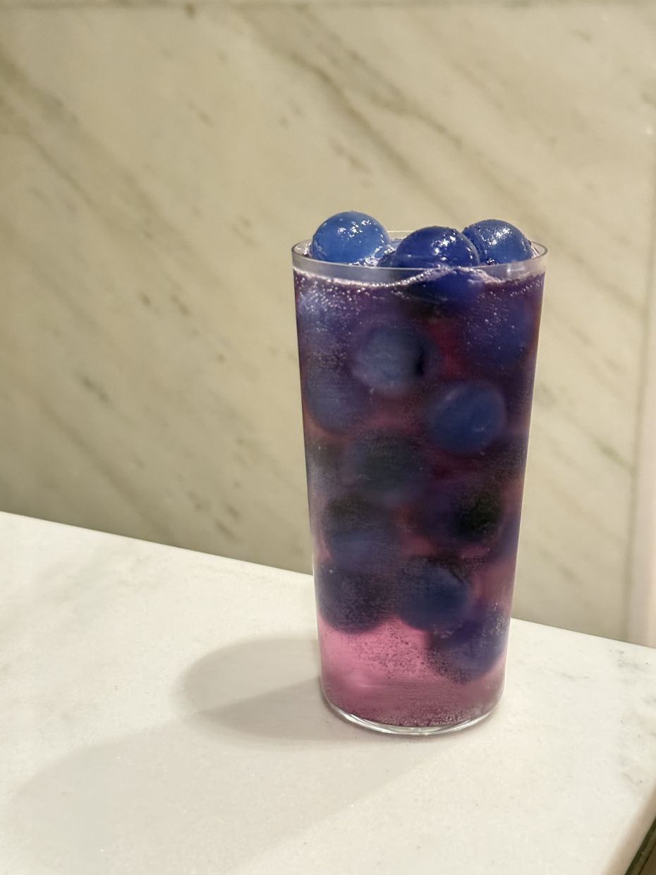 Get your cameras ready when the Glacier is served.