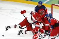 Olympics-Ice hockey-Czechs set for 'biggest game' against Canada in quarter-finals