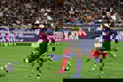 Soccer-PSG’s mental strength hailed as they come from behind to win at Monaco