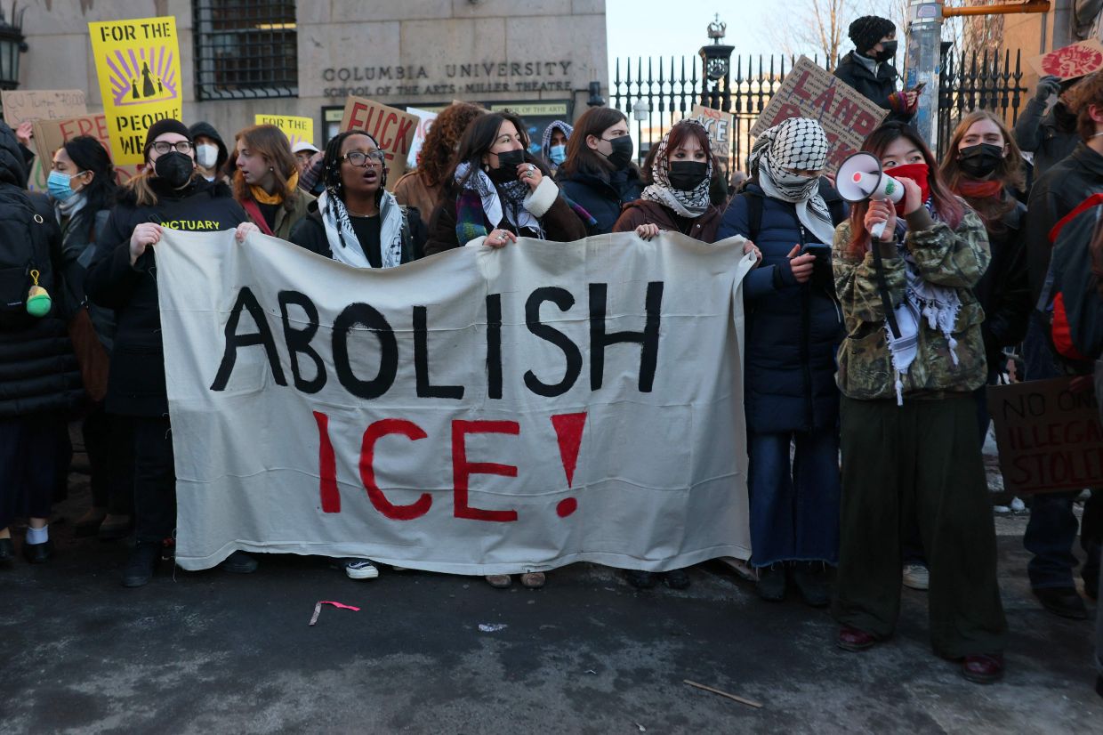 Cambodian national dies while in US immigration custody