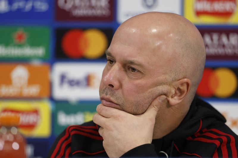 Soccer-Liverpool’s Slot says football must do more after Vinicius racism allegation