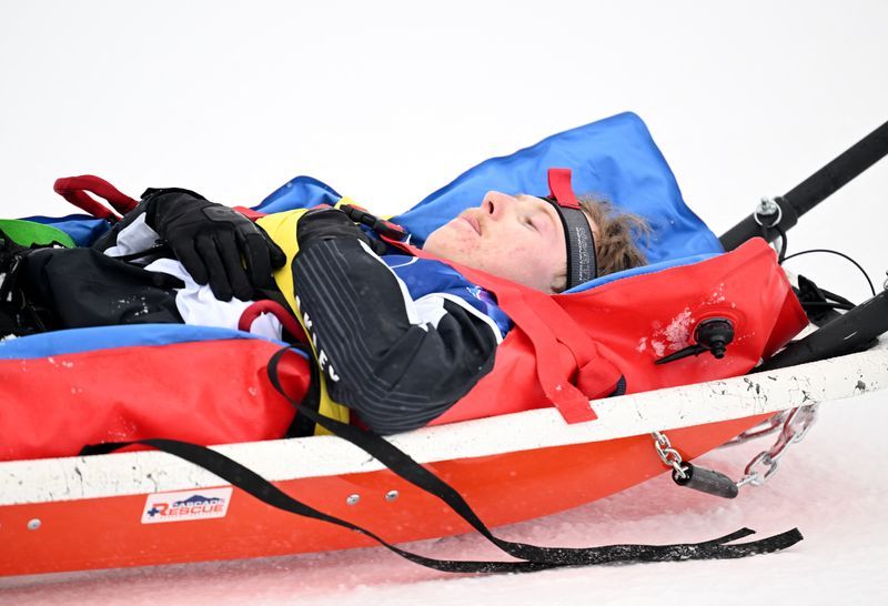 Olympics-Freestyle-World Champion Melville Ives crashes out of halfpipe qualifiers