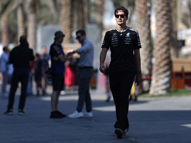 Motor racing-Russell concerned by Ferrari's fast starts and his slow ones