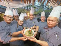 Hearty broth to soothe appetites