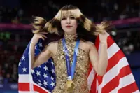 Olympics-Figure skating-Dazzling Liu strikes gold to end U.S. women's Olympic medal drought