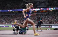 Athletics-Britain's Hodgkinson smashes world indoor 800m record in Lievin