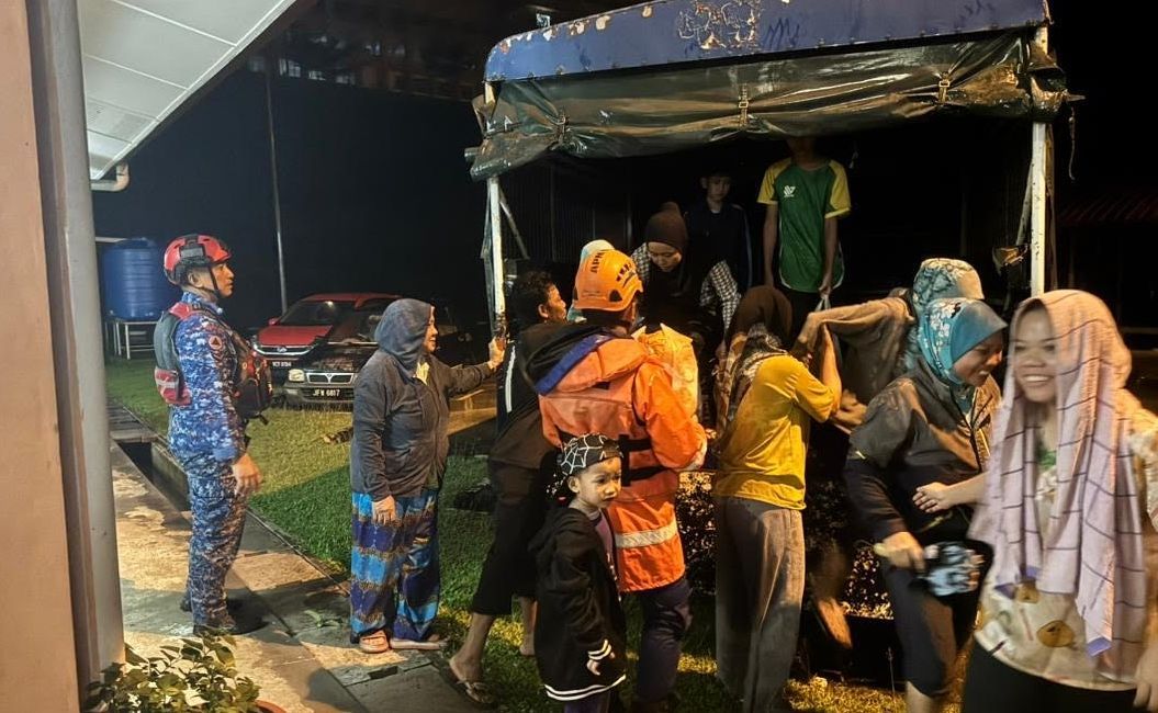 3,685 flee homes as floods worsen in Sabah