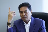 Police to call several individuals in probe over alleged share ownership by Azam Baki