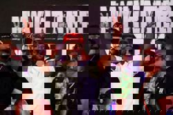 Boxing-Floyd Mayweather to come out of retirement - again