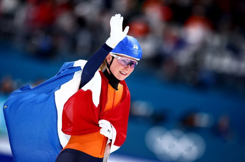 Olympics-Speed skating-Dutchwoman Groenewoud wins women's mass start at Milano Cortina
