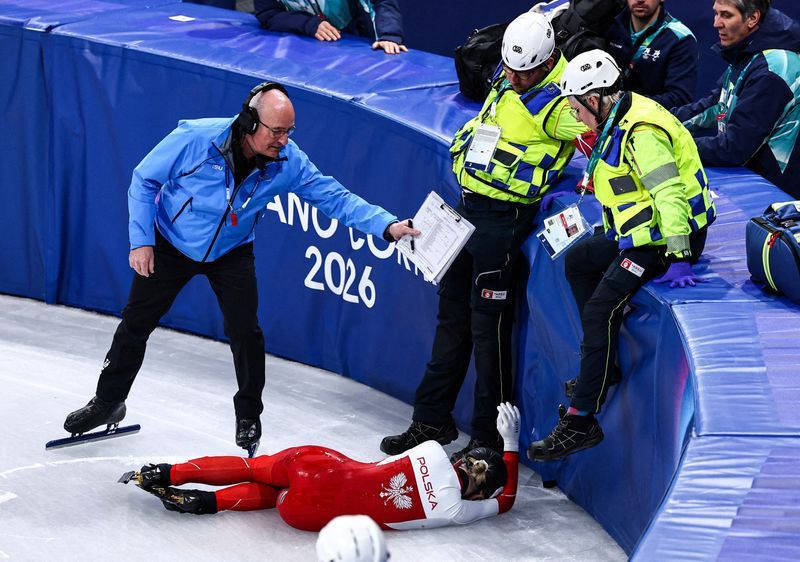 Olympics-Short track-Poland's Sellier 'okay' after suffering facial injury in race crash