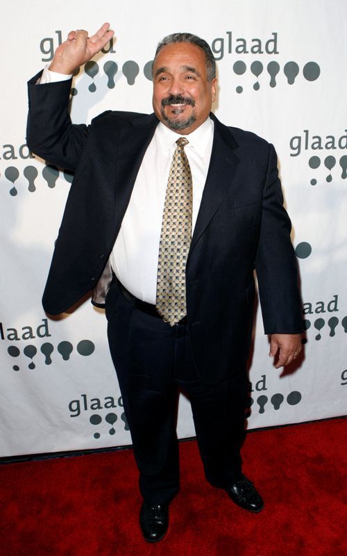 Salsa legend Willie Colón dies at age 75, family says