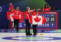 Olympics-Curling-Canada women beat US to win bronze