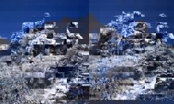 Vietnamese woman dies while climbing snow-covered mountain in Japan