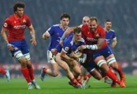 Rugby-France stay in Six Nations charge with win over Italy