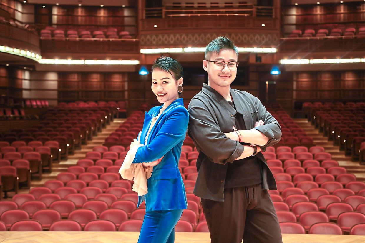 Mandarin hits get orchestral makeover