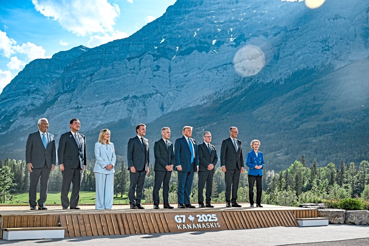 Red ink in the rich world