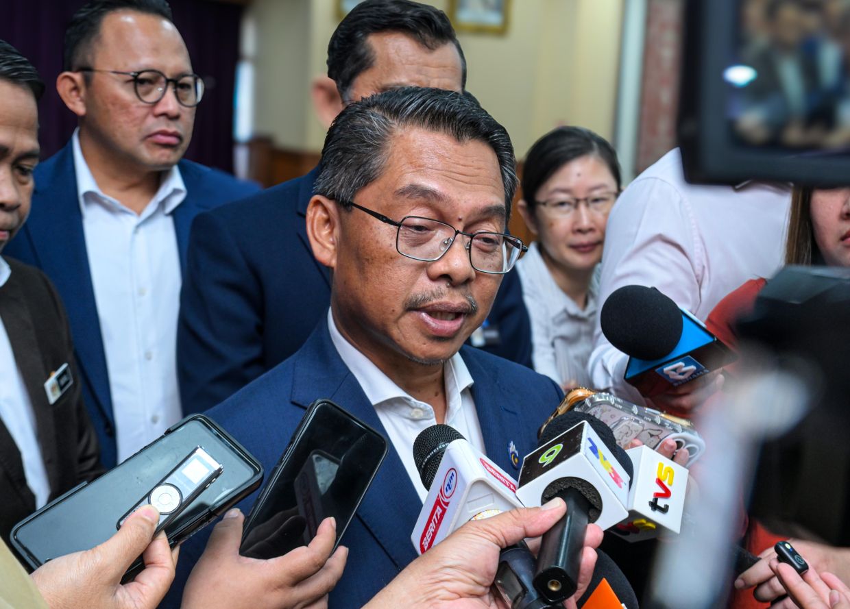 Let court decide on Sarawak's petition on petroleum-related laws, says minister