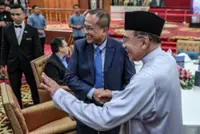 'We're friends,' says Anwar on his relationship with new Perikatan chief