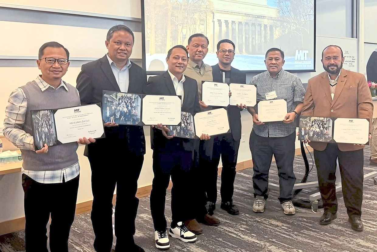 Johor officials take AI course to better serve rakyat