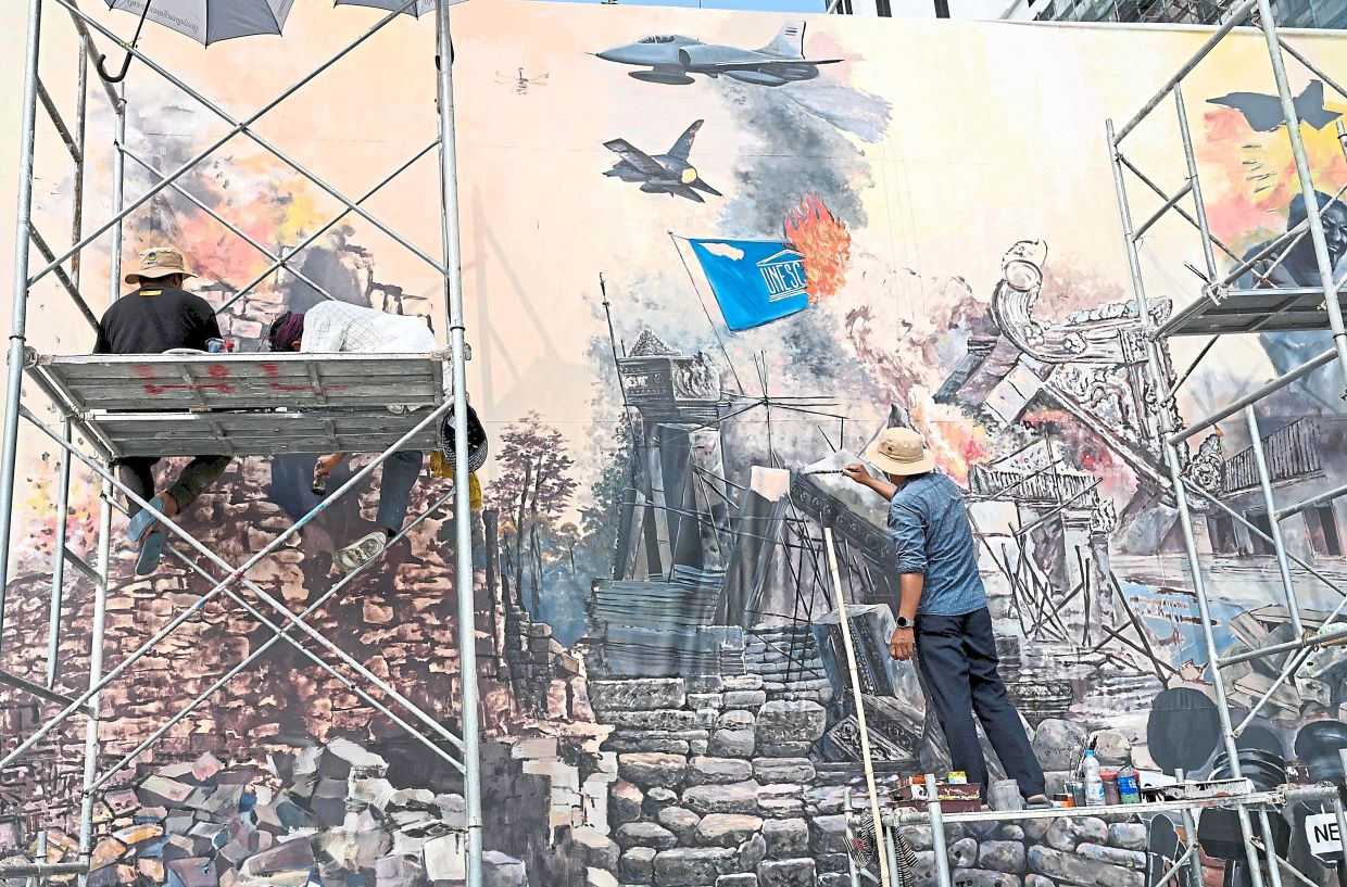 Govt refutes claim its forces fired on Thai border patrol