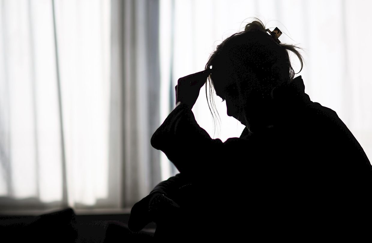 Loneliness is associated with a higher risk of cardiovascular disease, depression, sleep disorders and even a shorter life expectancy, studies show. — JULIAN STRATENSCHULTE/dpa