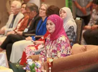 Queen breaks fast with Cabinet ministers, foreign dignitaries