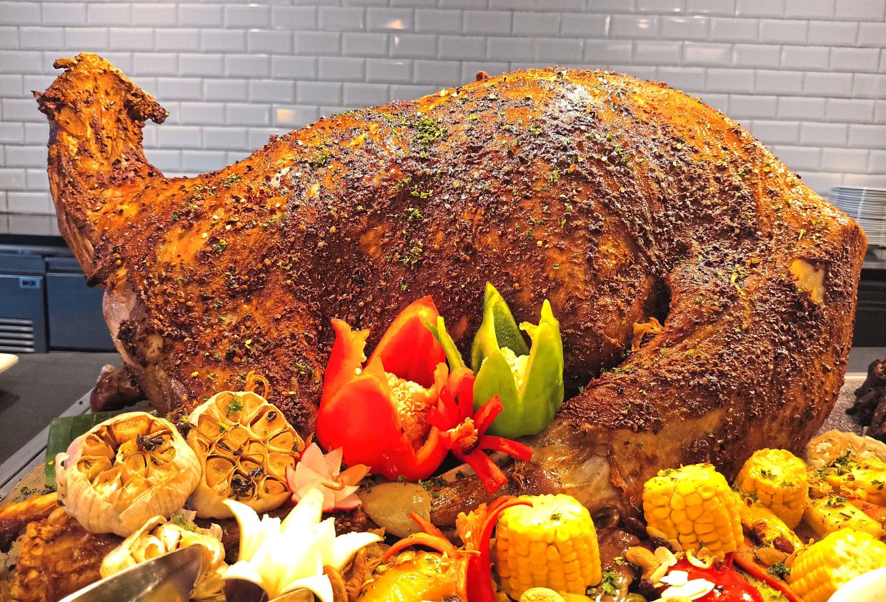 Roasted Lamb with Waqas spices on Le Meridien Kuala Lumpur’s Ramadan buffet. 