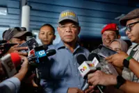 Home Ministry to back AKPS chief’s decision on arming officers, says Saifuddin