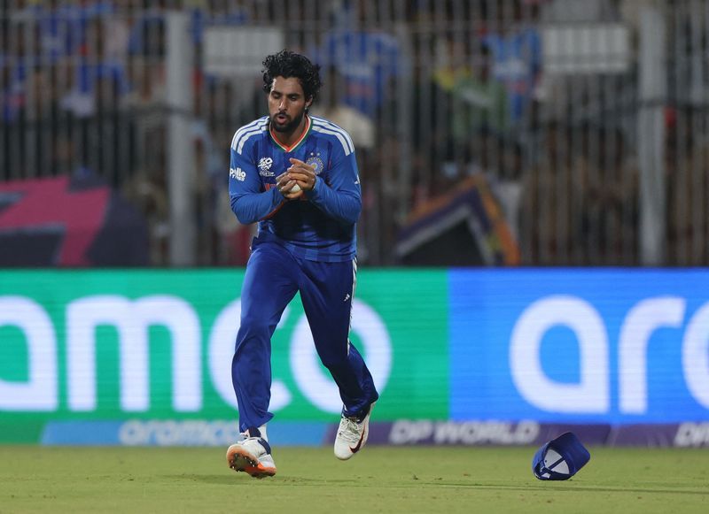 Cricket-India to maintain fearless approach after win over Zimbabwe, says Varma